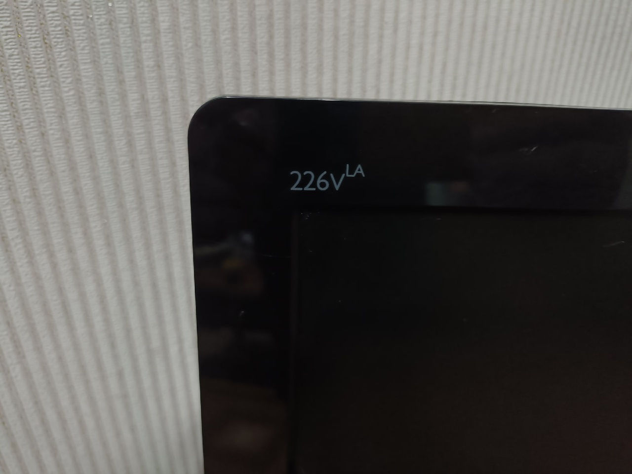 Монитор Philips 226V LA 22" Full HD