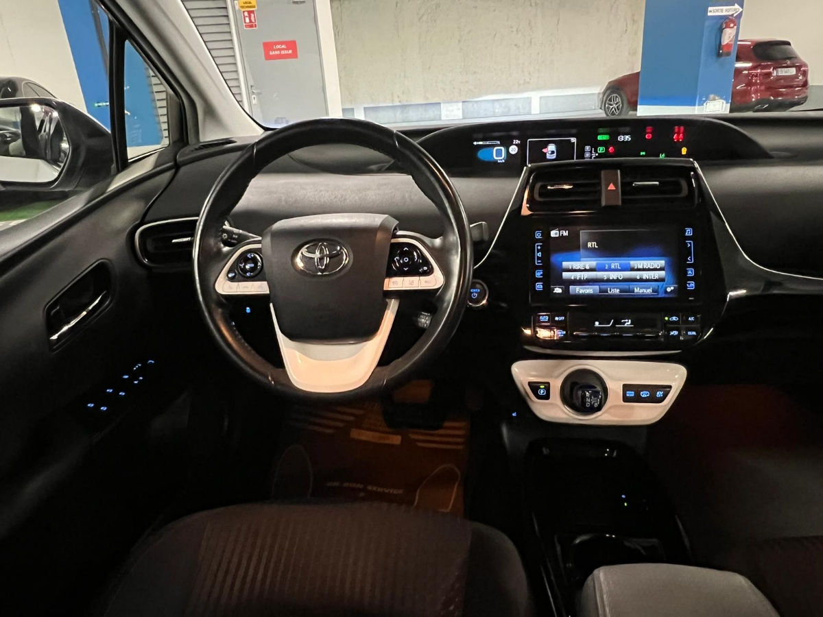 Toyota Prius Prime foto 9