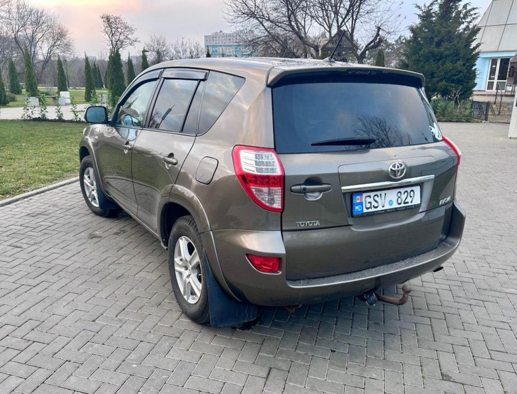 Toyota Rav 4 2011 г. с пробегом 270333 км, Дизель, 11299