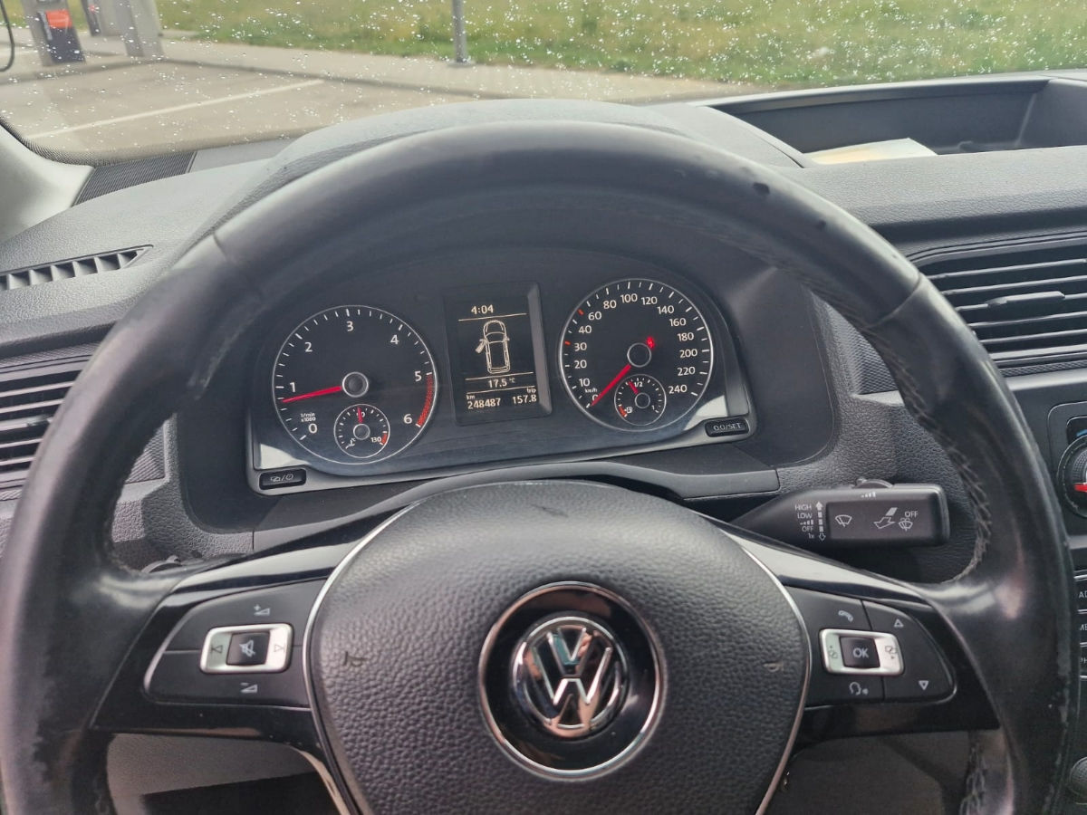 Volkswagen Caddy фото 9