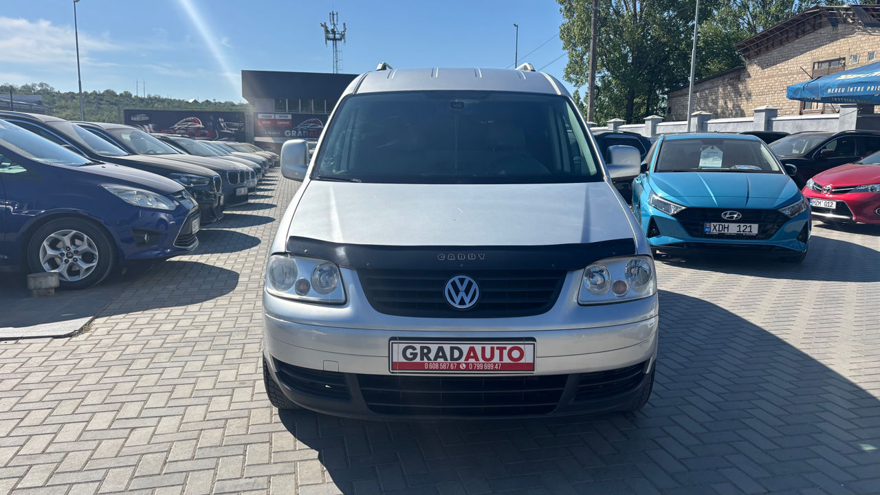 Volkswagen Caddy фото 6