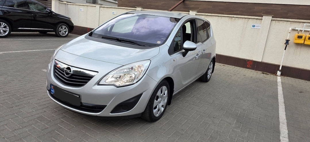 Opel Meriva foto 2