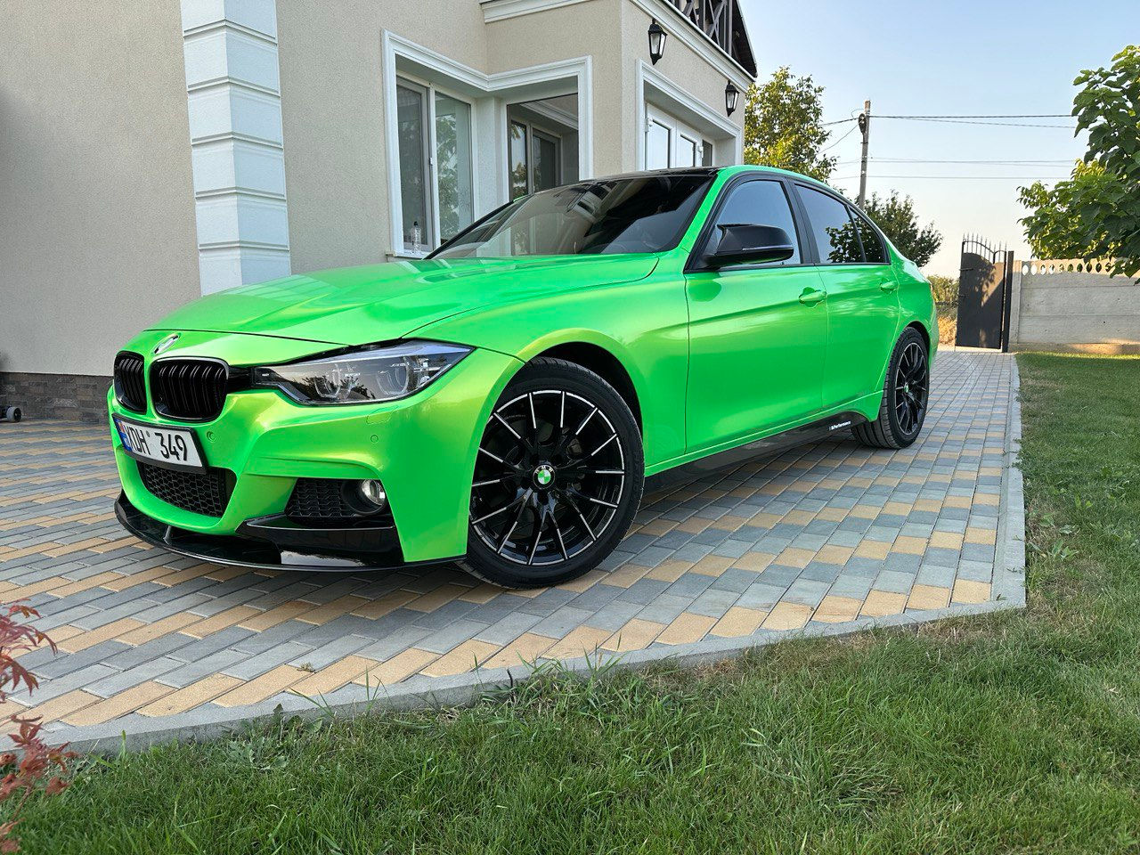 BMW 3 Series foto 3