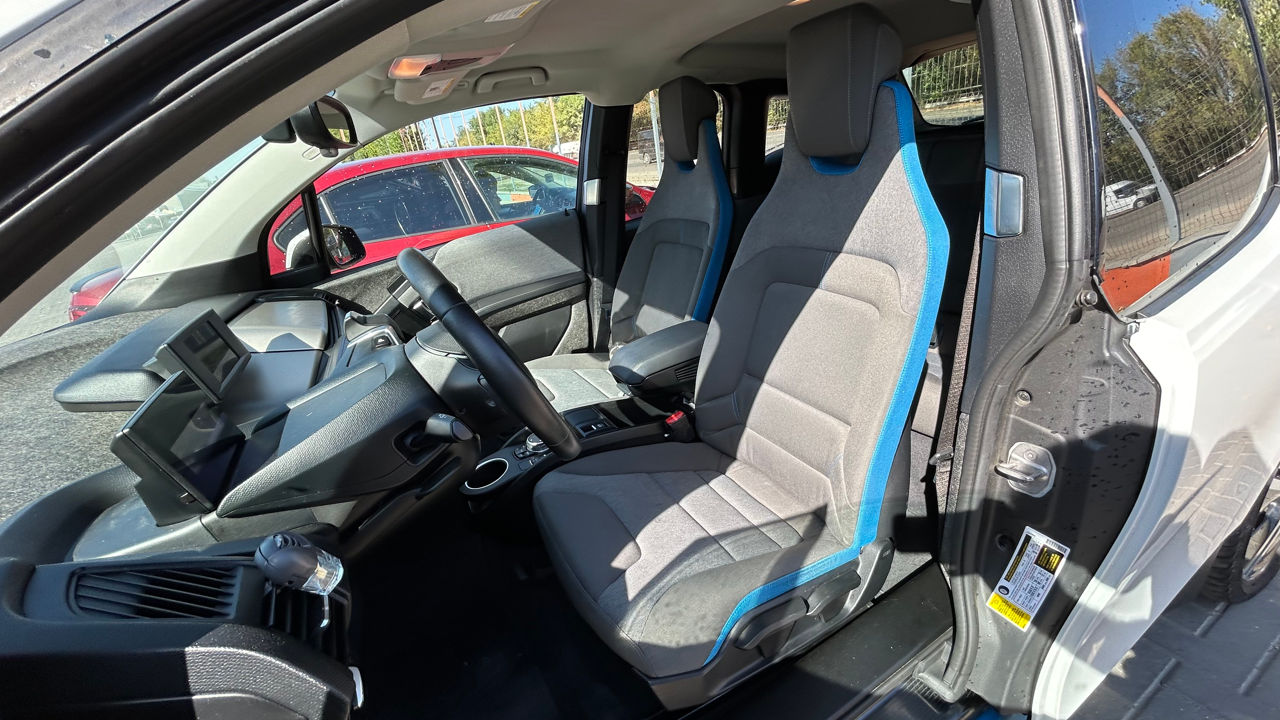 BMW i3 фото 3