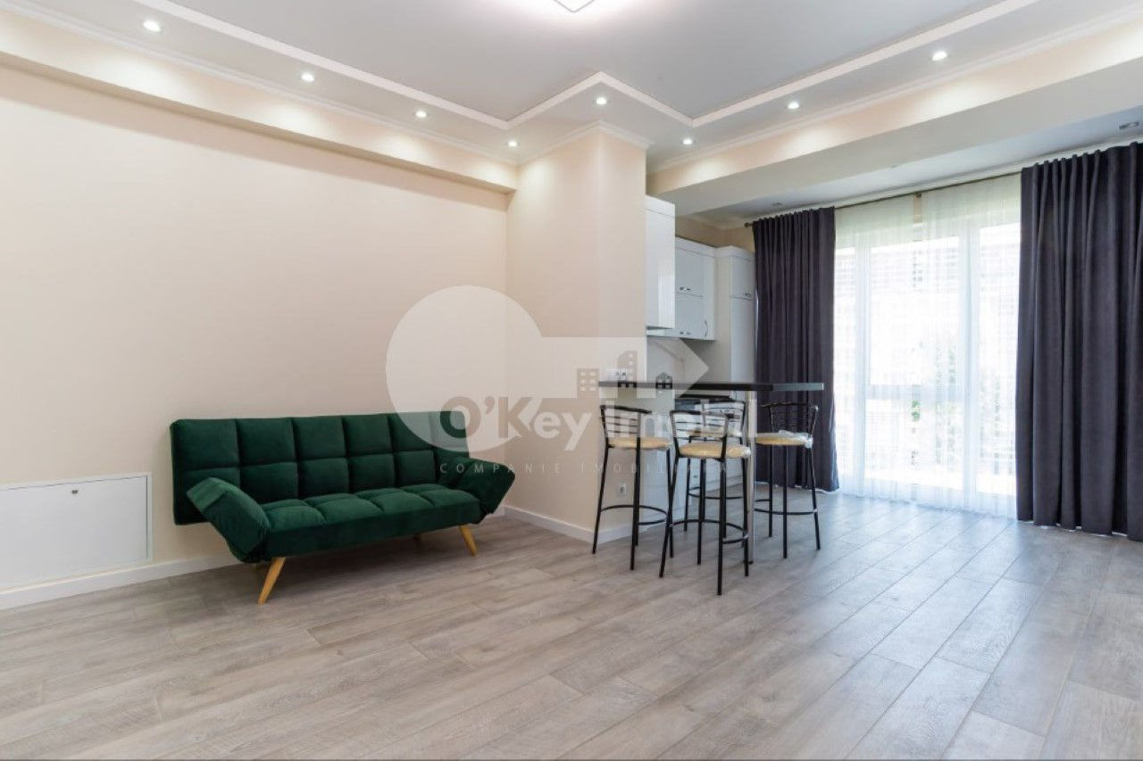 Apartament cu 2 camere, 67 m², Centru, Chișinău foto 1