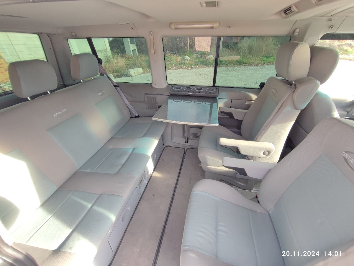 Volkswagen Multivan 2001 г. с пробегом, Дизель, 15000 €