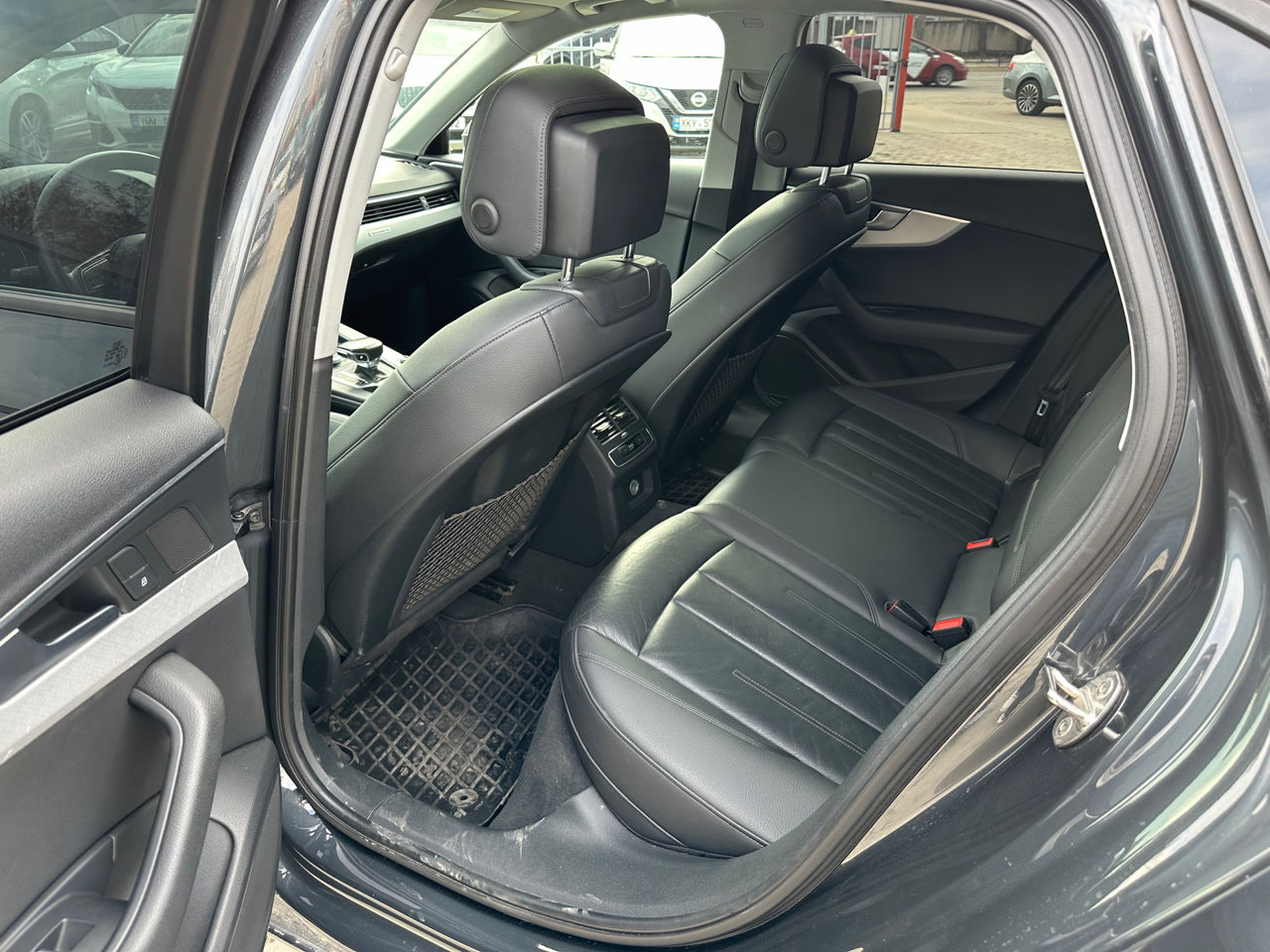 Audi A4 foto 16