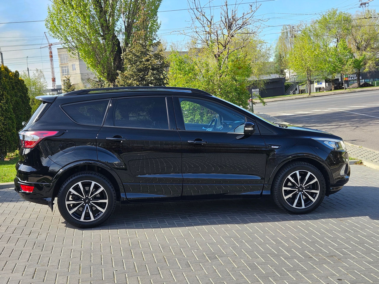 Ford Kuga foto 3