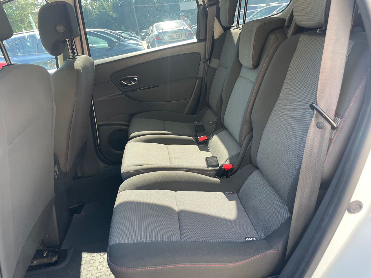 Renault Grand Scenic foto 18
