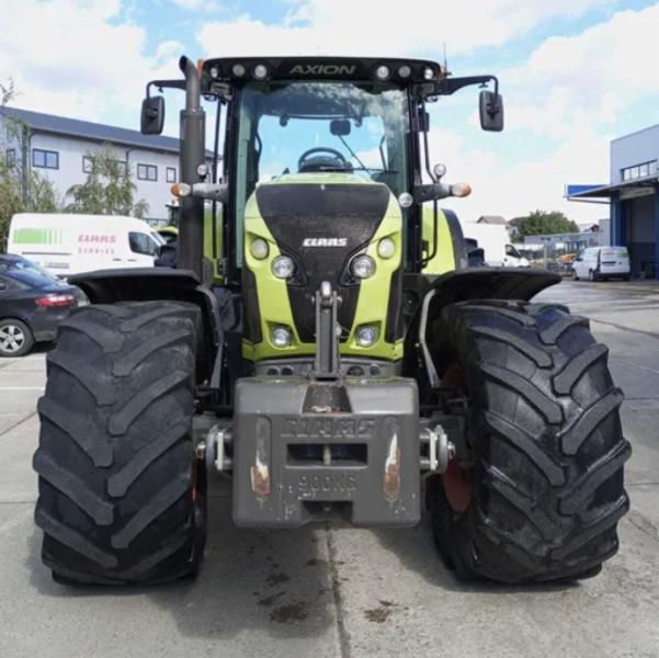 Tractor Claas Axion 850 din 2015 foto 0