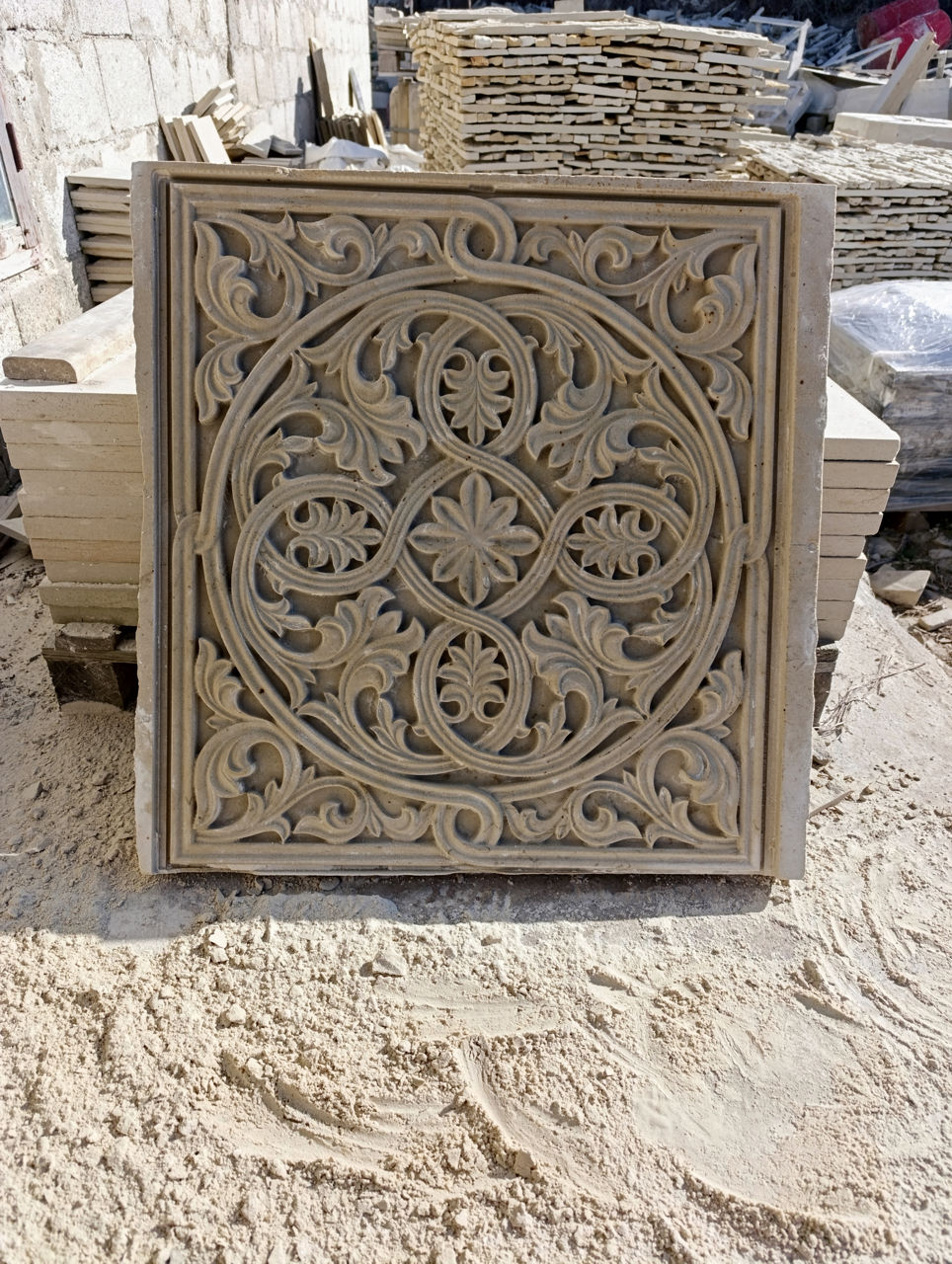 Sculpturi din piatră de Cosăuţi. фото 6