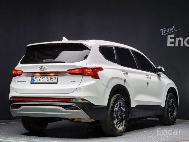 Hyundai Santa FE фото 1