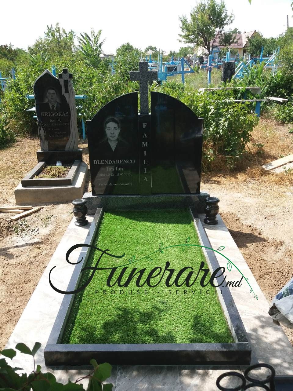 Monumente si articole funerare de la producator фото 8