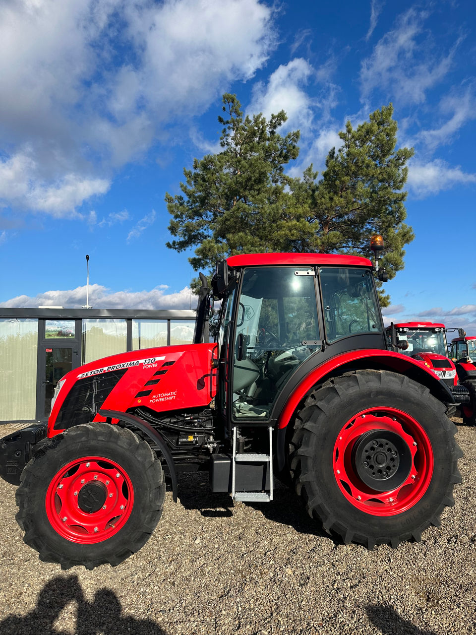 Tractor Zetor 120 Proxima Power 120 c.p. foto 1