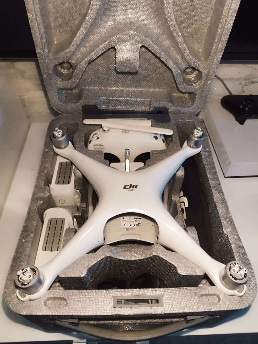 Drona Dji phantom 4  foto 5