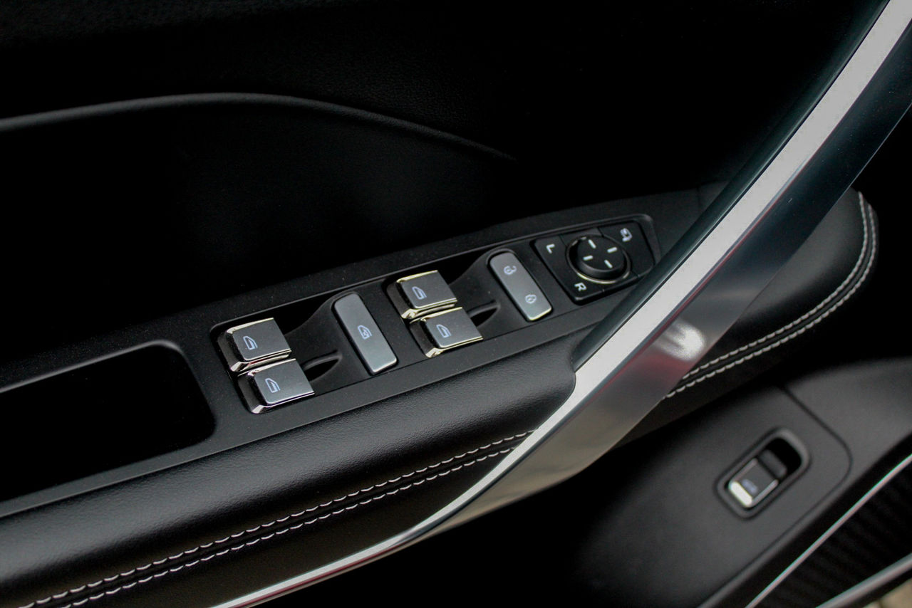 Geely Atlas Pro foto 11