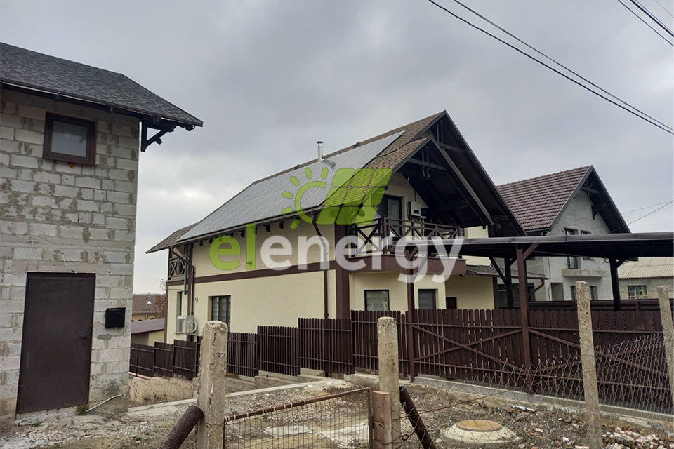 Instalare panouri fotovoltaice foto 5