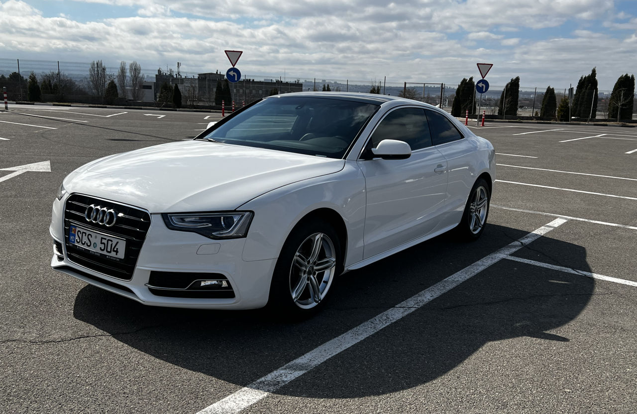 Audi A5 foto 2