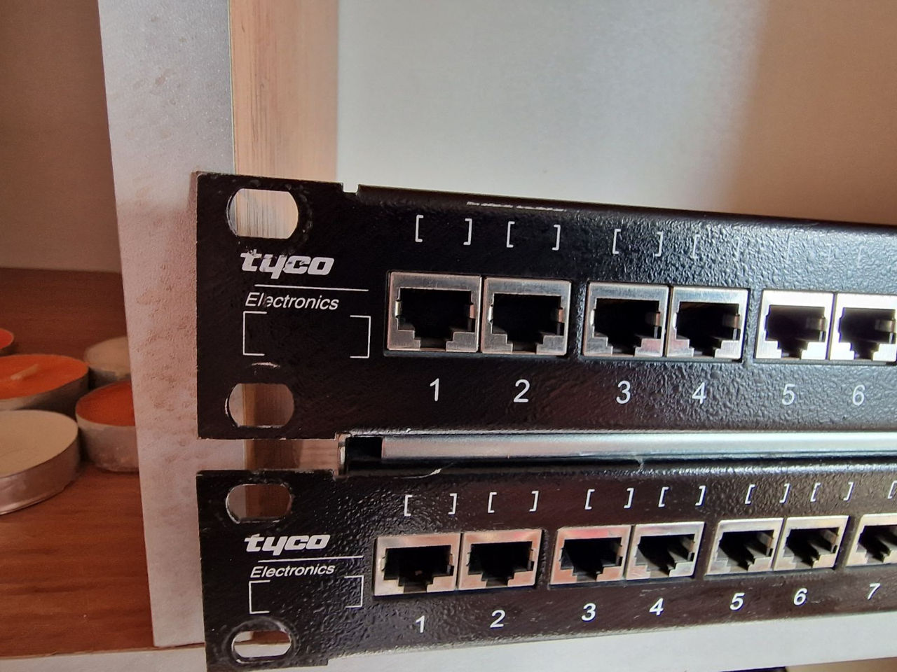 Tyco Amp Netconnect Cat5e 24-port Universal Patch Panel foto 2