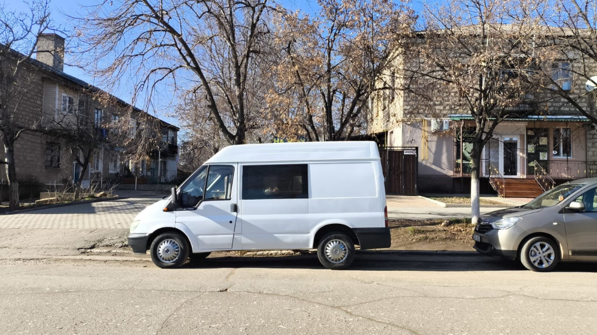 Ford Transit  фото 3