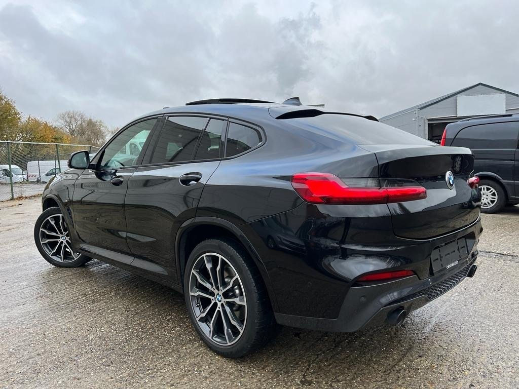 BMW X4 foto 1