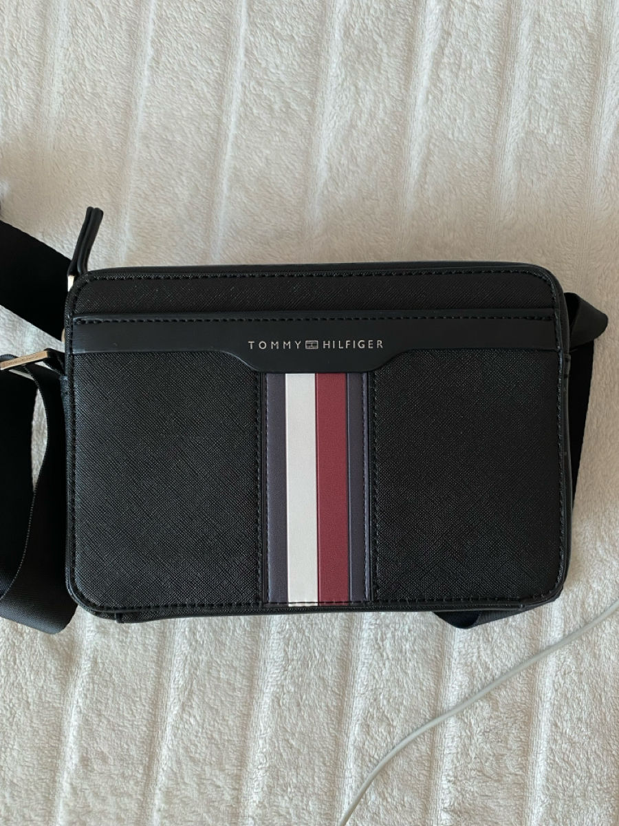 Borseta Tommy Hilfiger foto 1