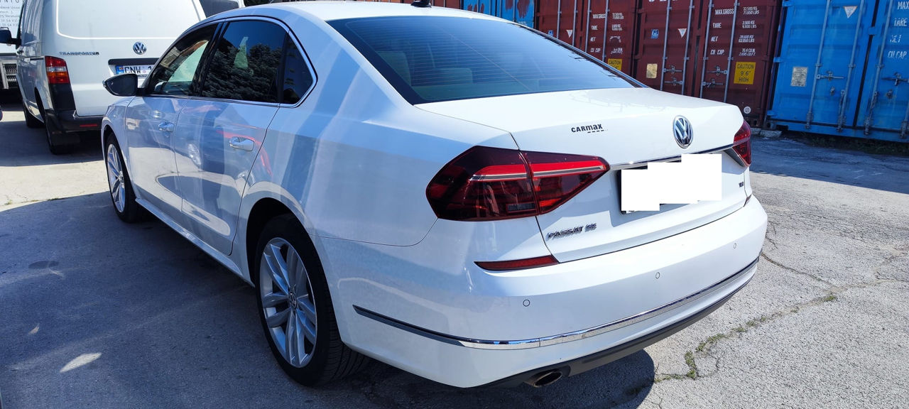 Volkswagen Passat foto 3