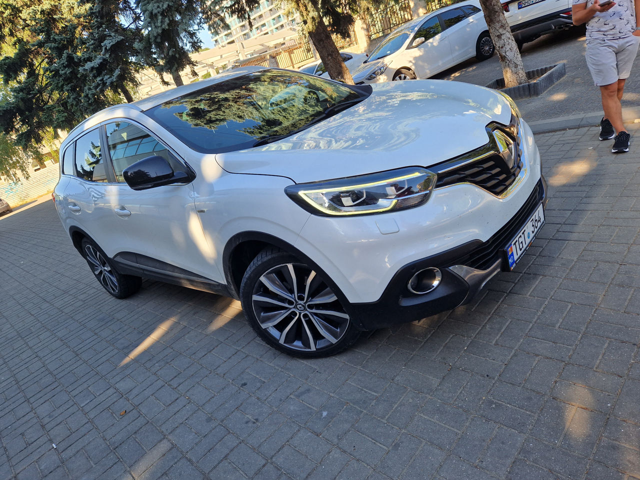 Chirie auto chisinau rent a car inchirieri auto 4x4 cele mai bune preturi 7-8 locuri !!! foto 0