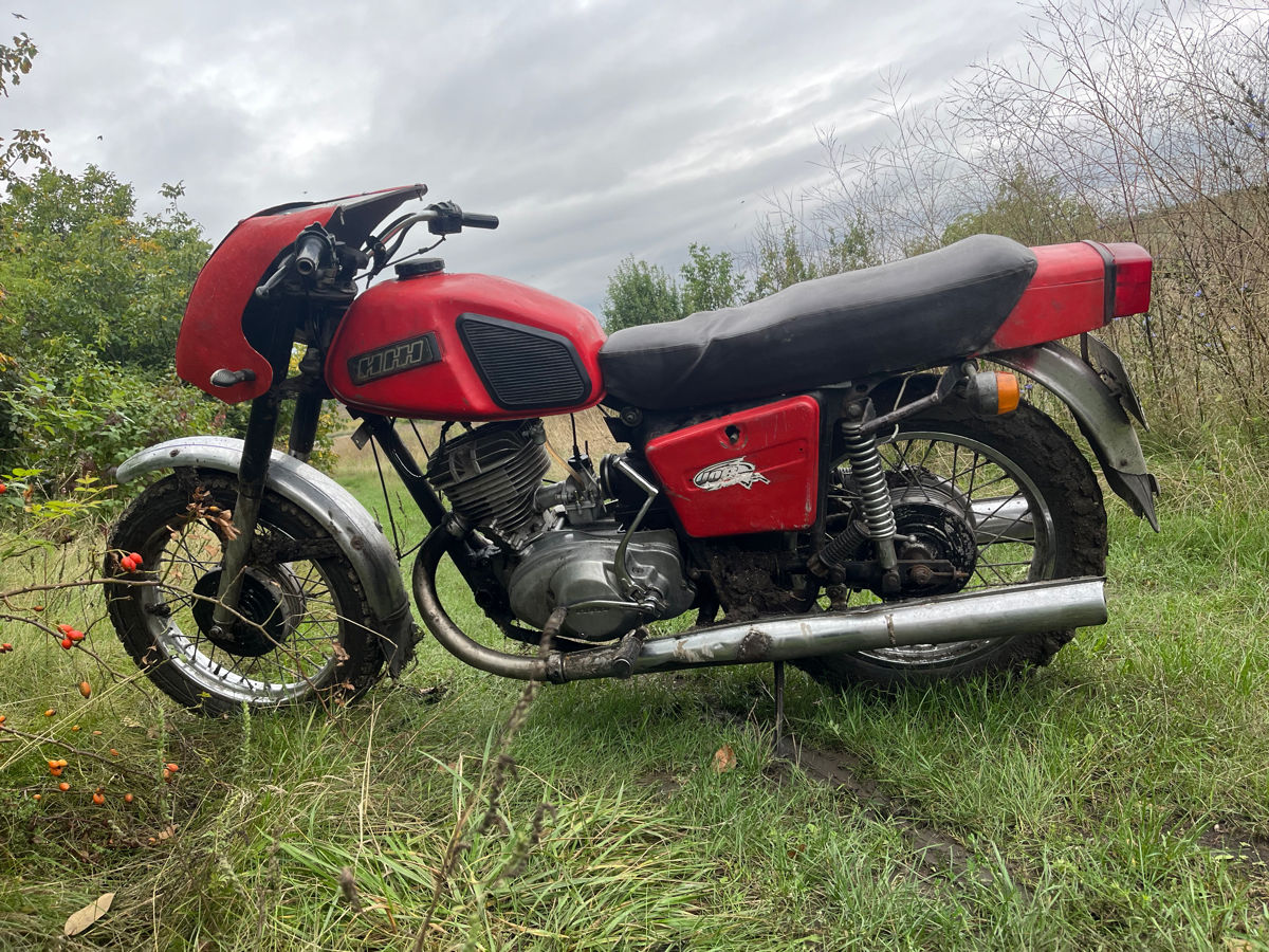 9999999 Иж Планета 5 an. 1995 cu rulaj 9999999 km, Benzină, 7000 MDL