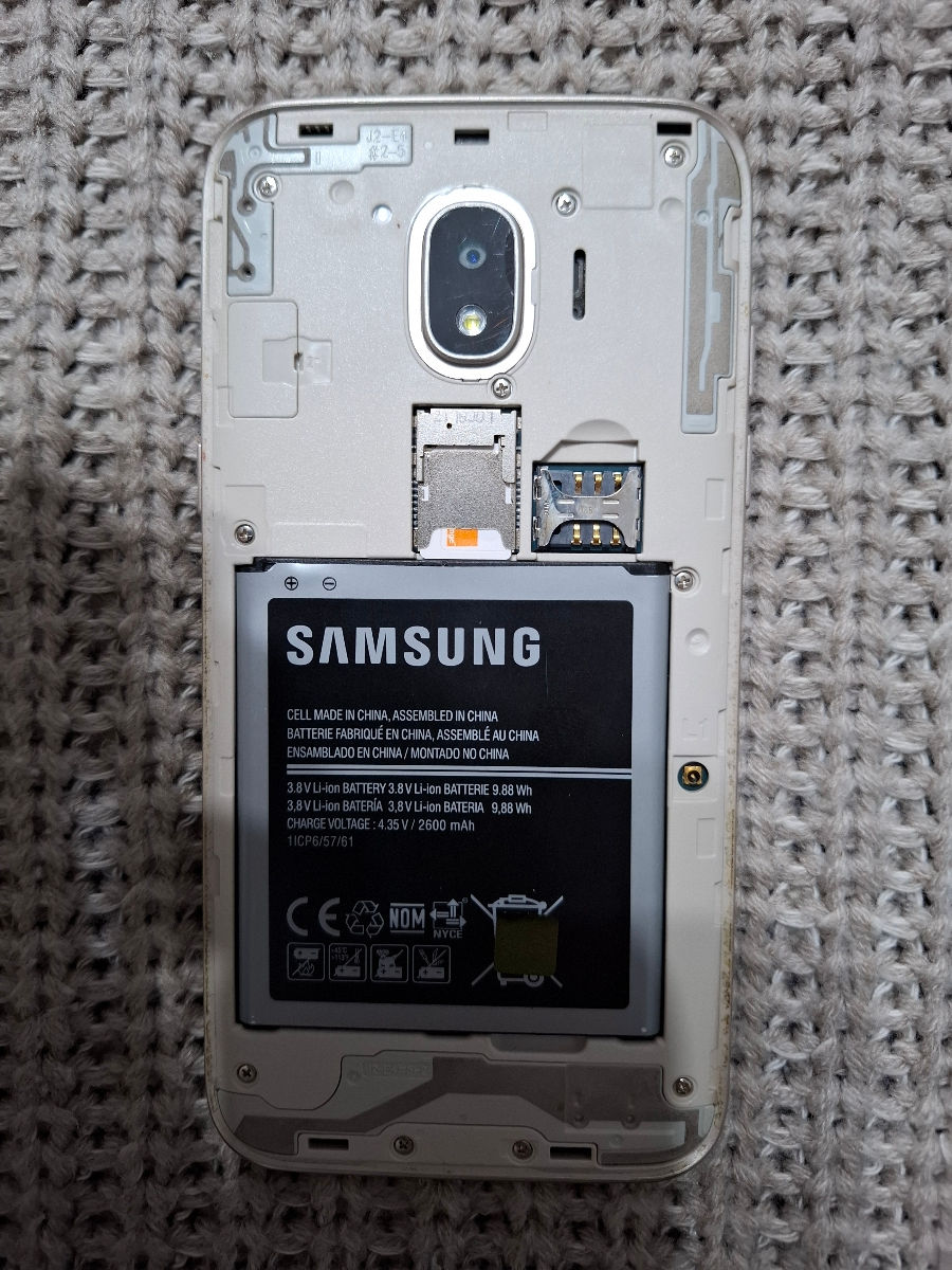 Samsung Galaxy J2 foto 2