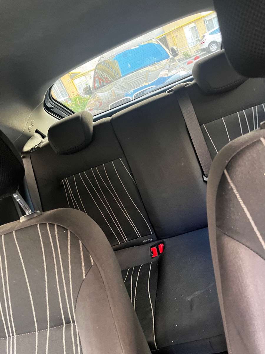 Opel Corsa foto 7