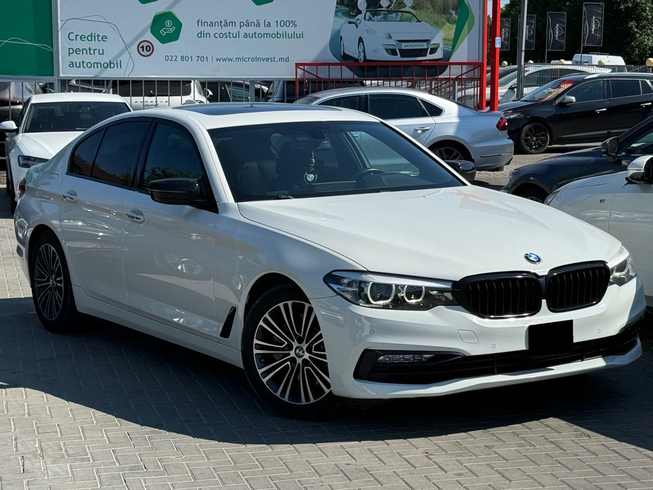 BMW 5 Series foto 0