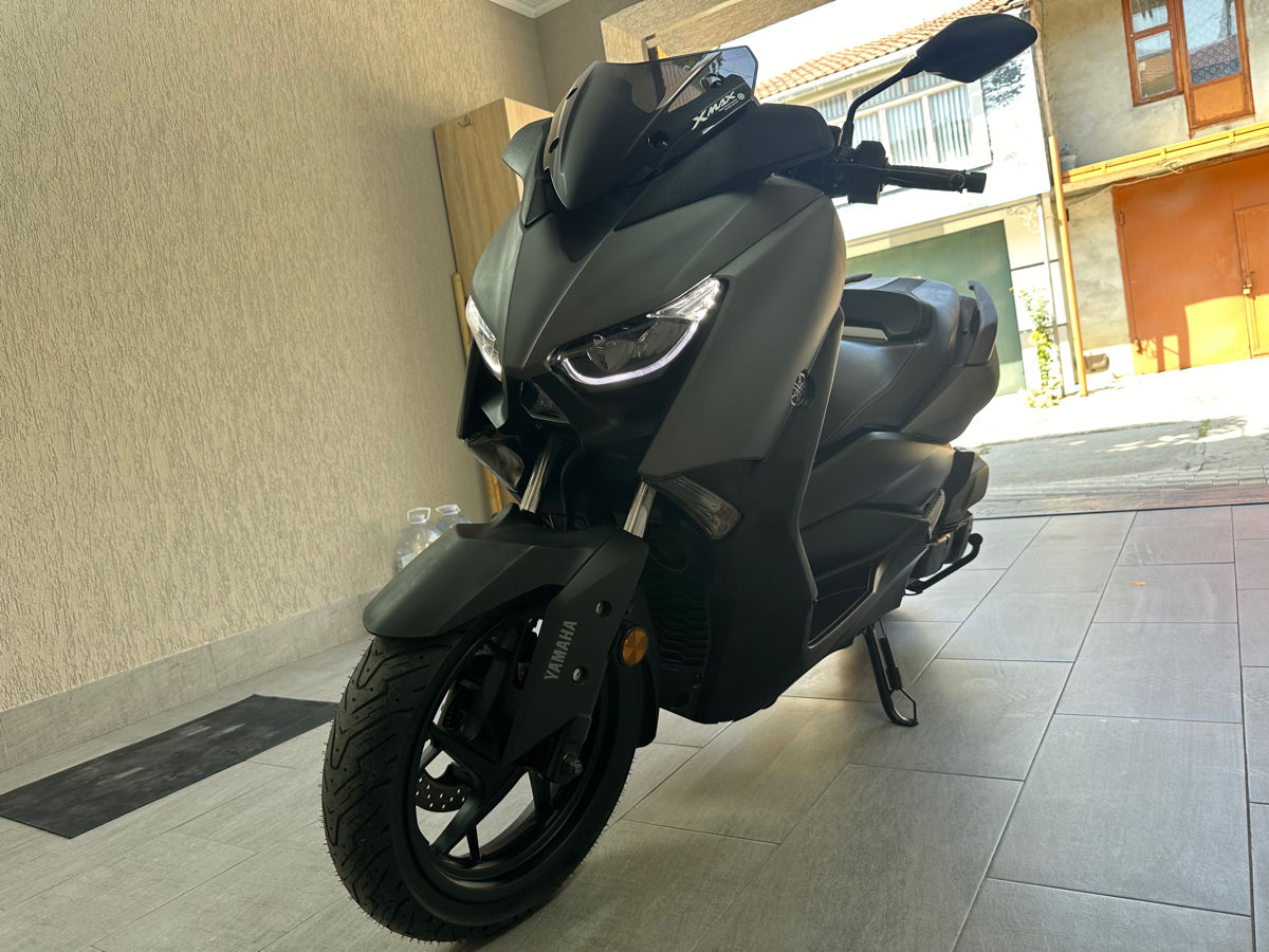 Yamaha Xmax foto 1