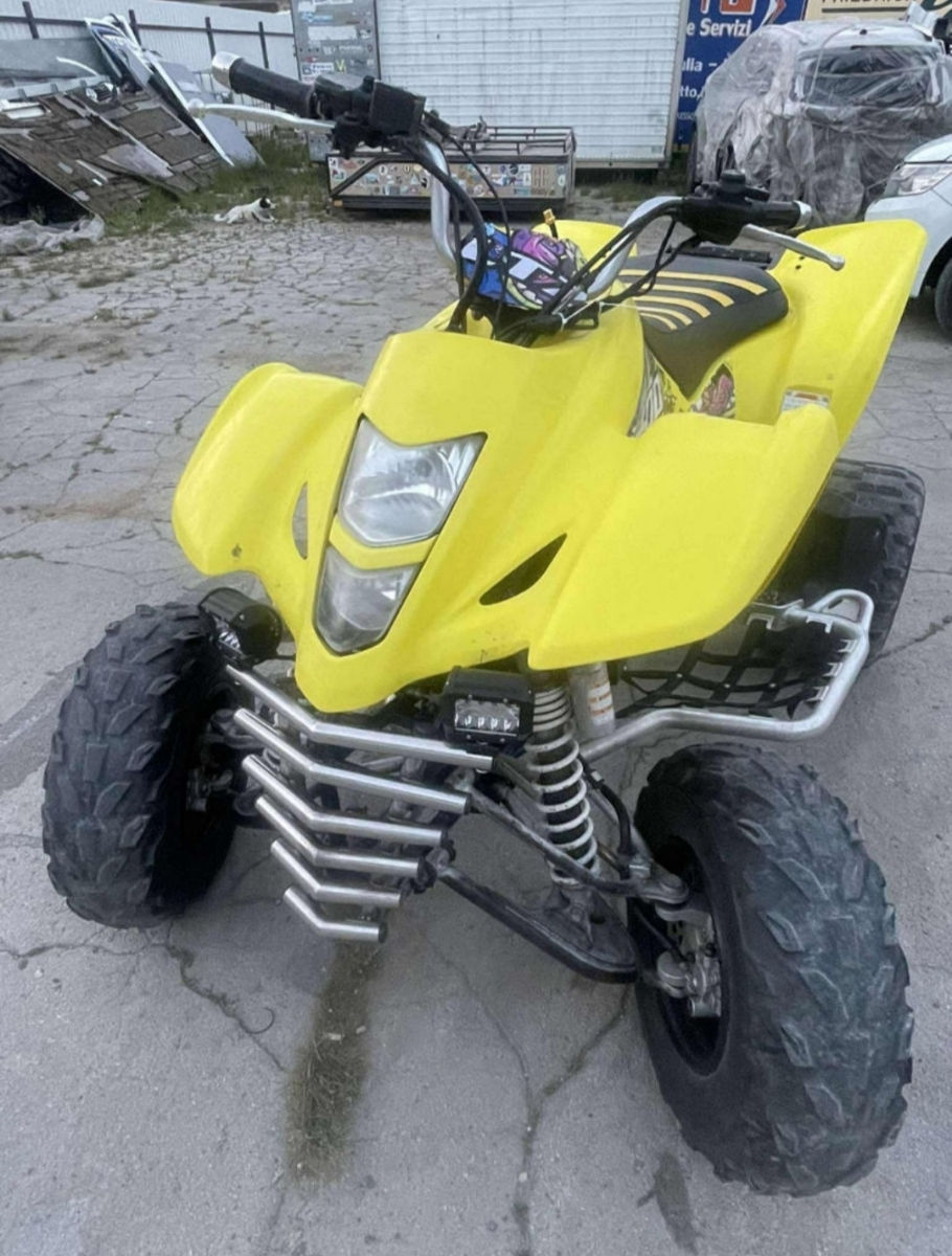 Suzuki LTZ 400 foto 3