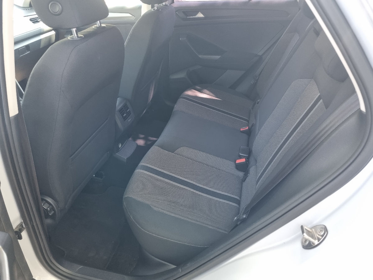 Volkswagen T-Roc 2020 photo 16