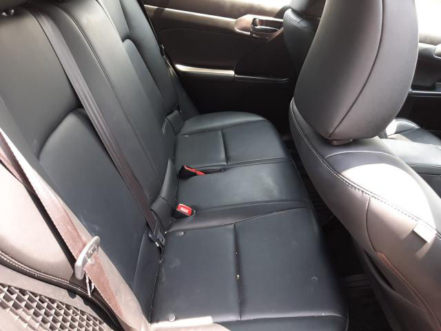 Lexus CT Series фото 6