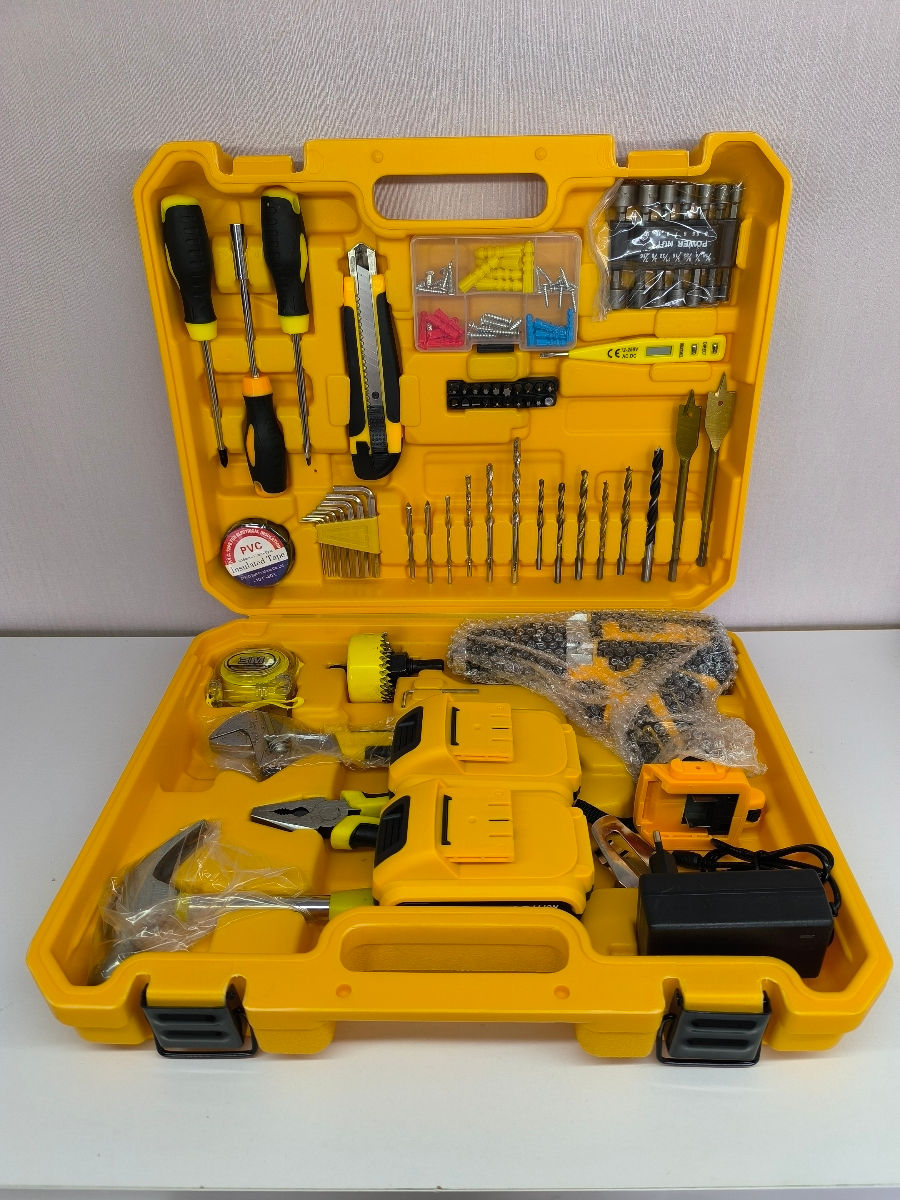 Новый ударный шуруповёрт DeWalt 24v/6ah с большим набором инструментов foto 1