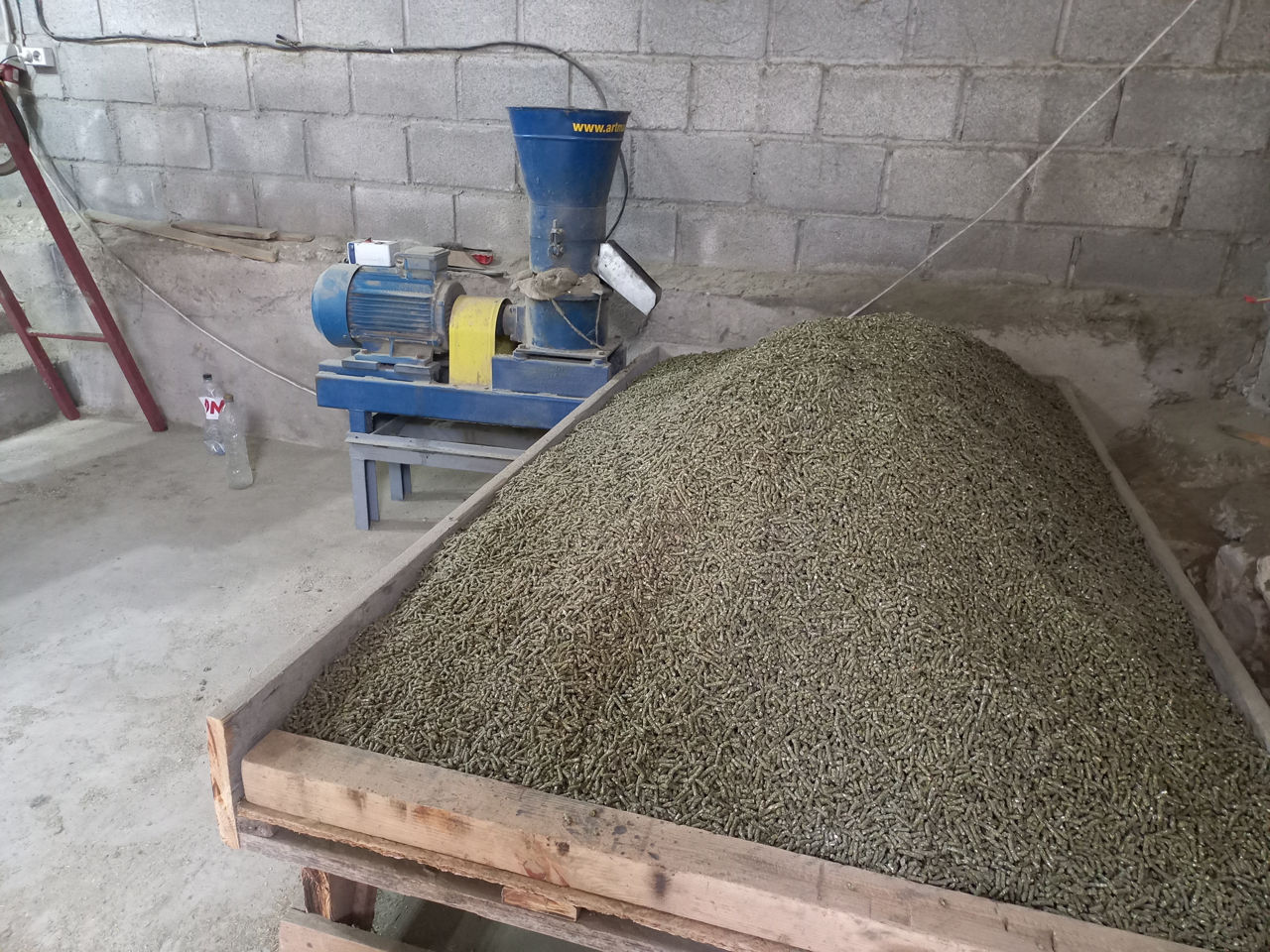 vitei,capre,oi.Cu premix si fără. foto 1