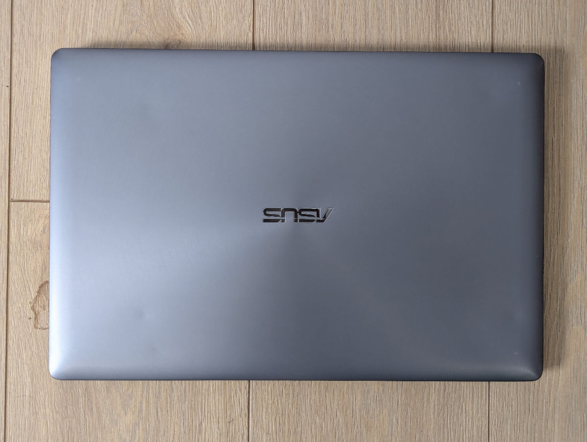 Asus ZenBook Pro (Republic of Gamers) / I7 6700HQ/ GT 960M / 4K IPS Touch Screen foto 5