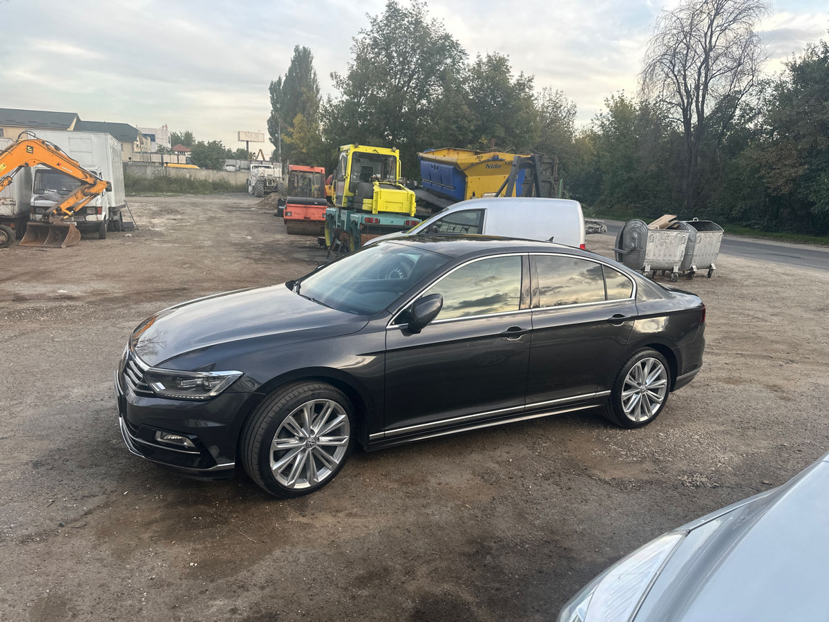 Volkswagen Passat foto 0