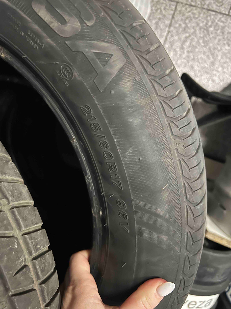Летние шины 215/60/R17 фото 2