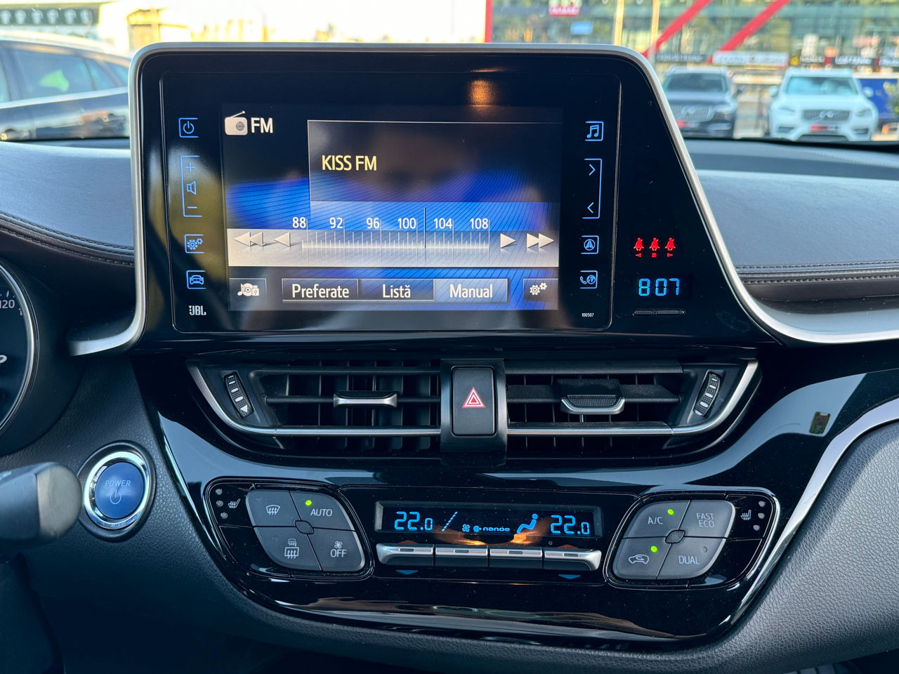 Toyota C-HR foto 11
