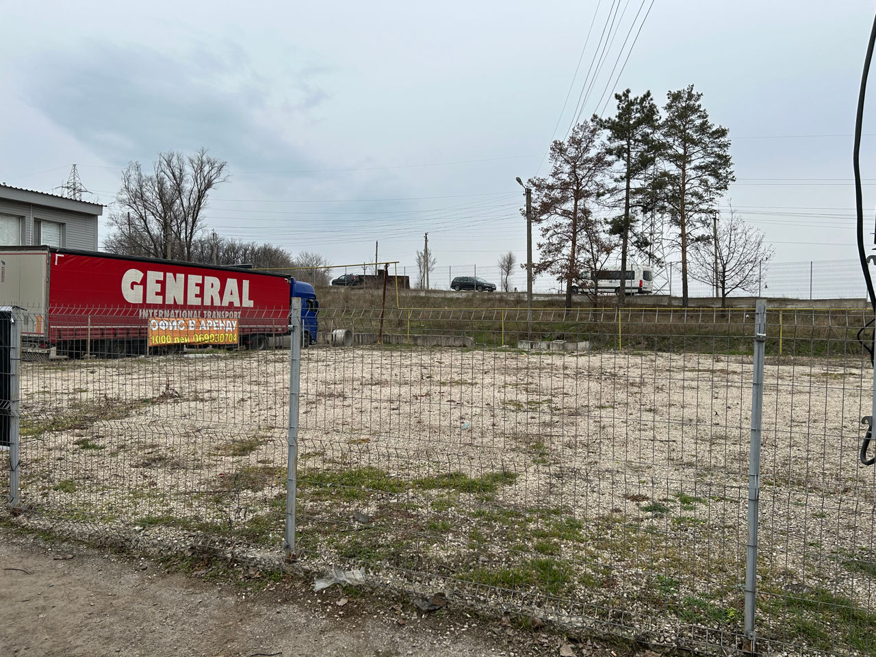 In chirie, 170 m.p.centru de vânzări a tehnicii agricole, la traseu republican, m.Balti, str. Traian foto 7