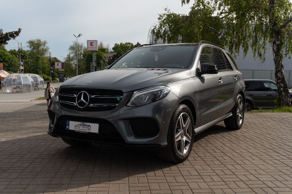 Servicii de închiriere auto premium la cele mai bune prețuri în chișinău ro-ru-eng foto 0