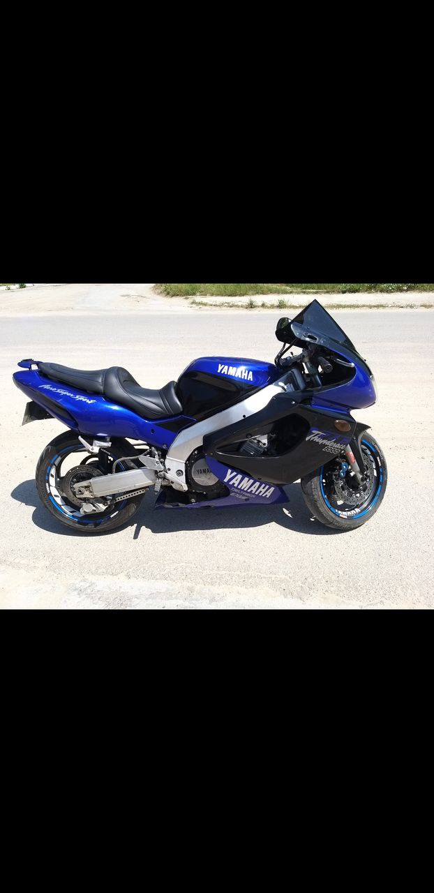 Yamaha R 1000