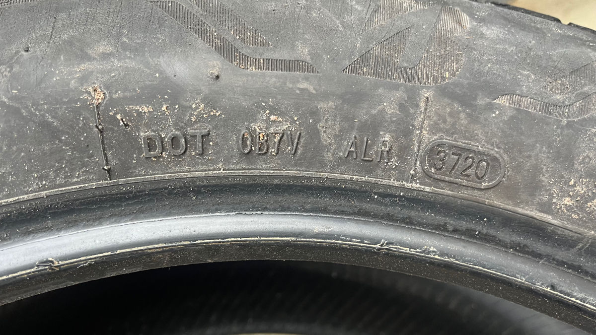 Bridgestone 275/45/r20, Run Flat 4 buc foto 3