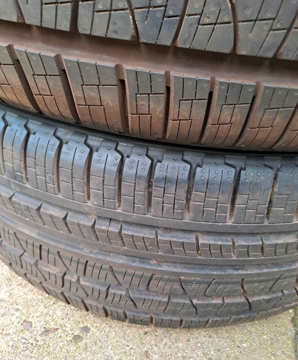 Pirelli 285 45 22 Dot 2023 foto 5