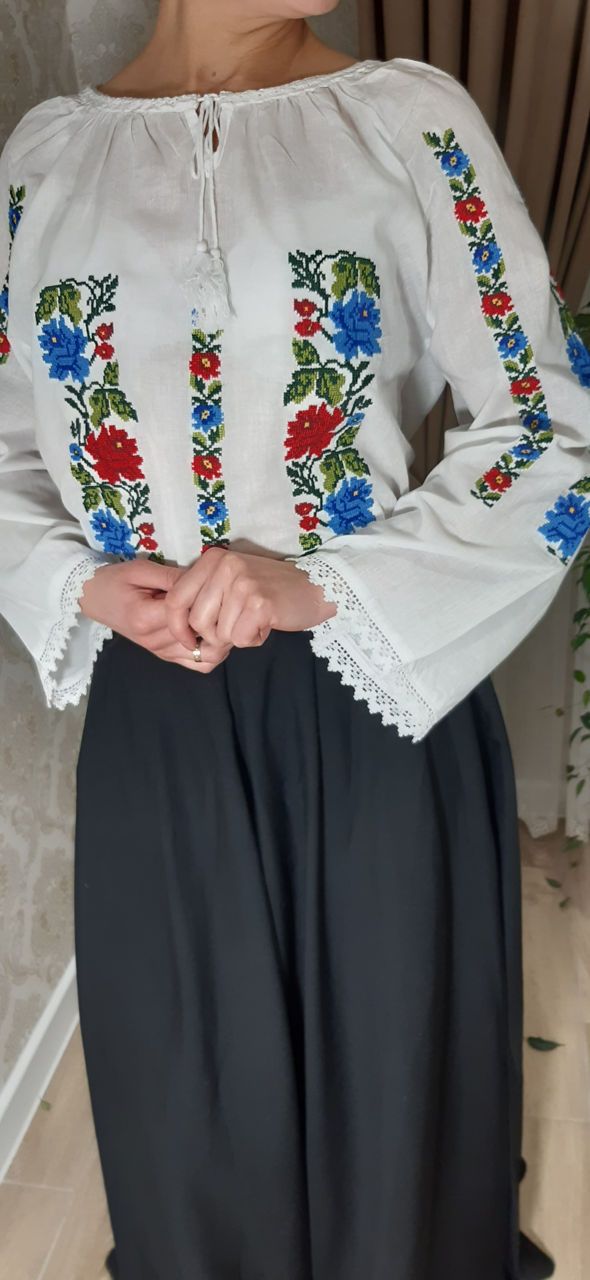 Ie sau bluzite traditionale foto 1