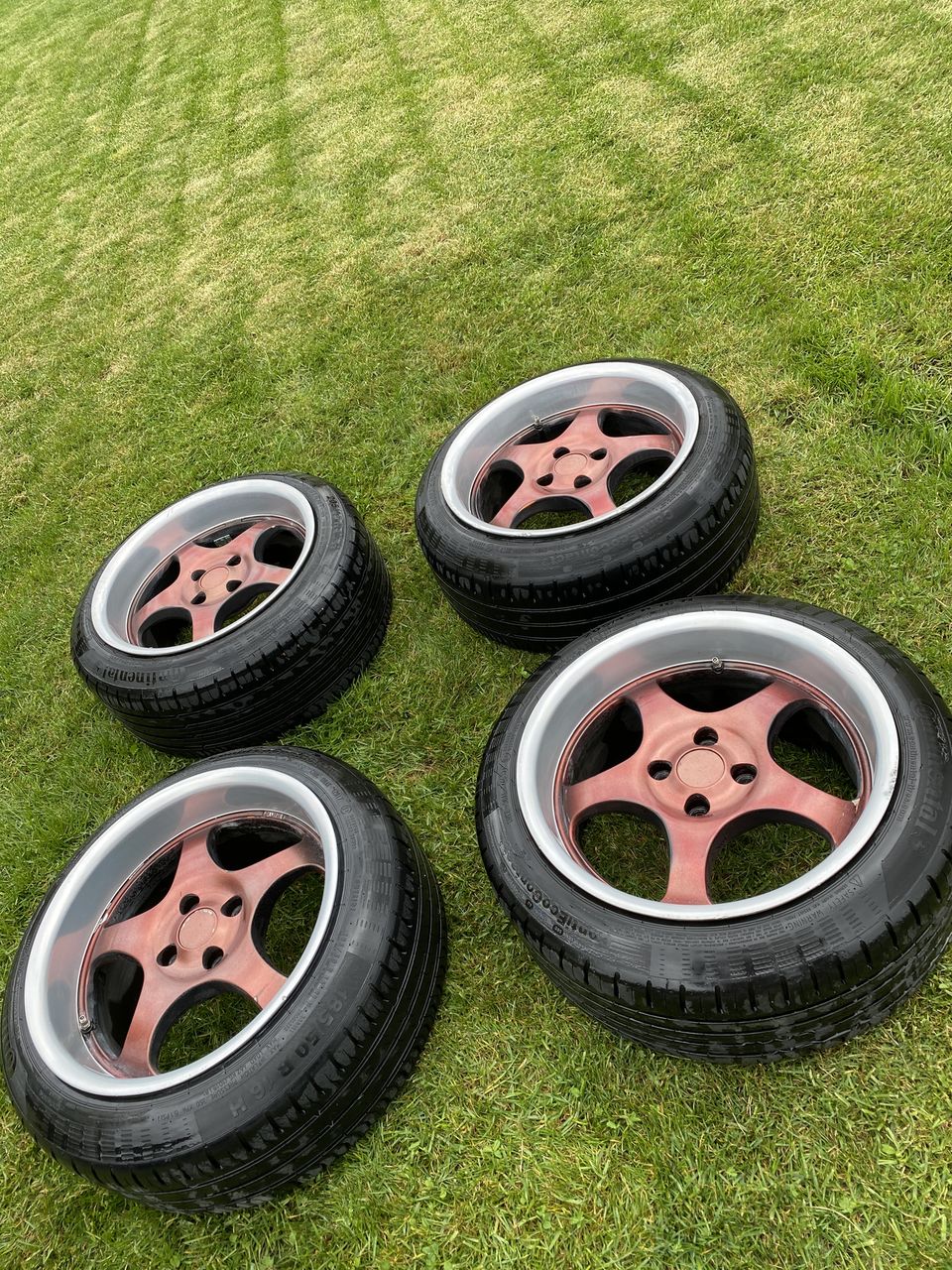 R16 4x100 9j