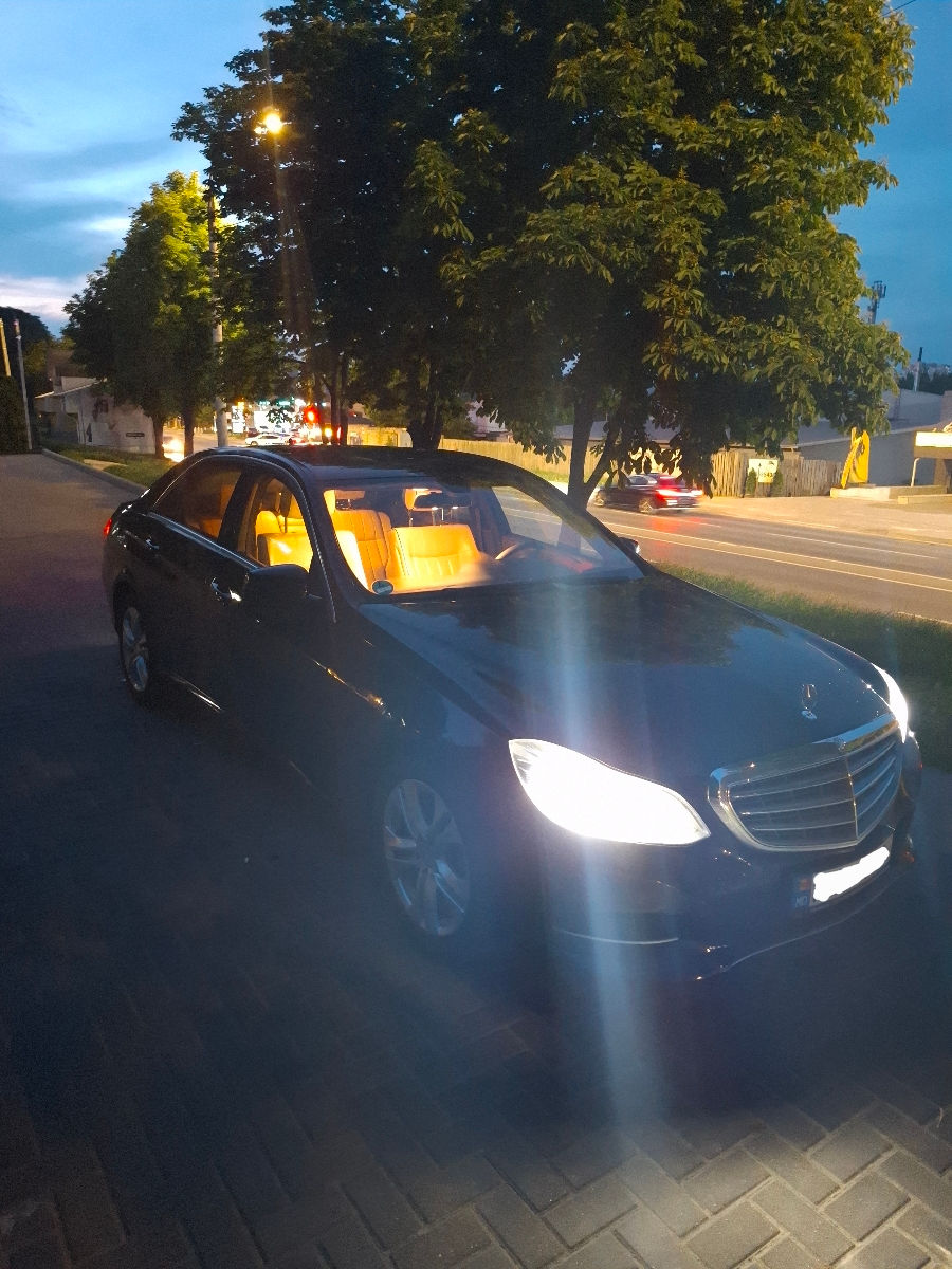 Mercedes E-Class фото 2